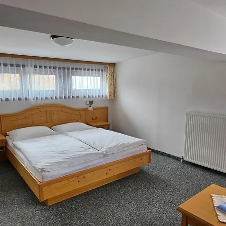 Fruehstueckspension Schoenblick Pensjonat 3*