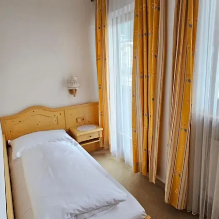 Fruehstueckspension Schoenblick 3* Ellmau
